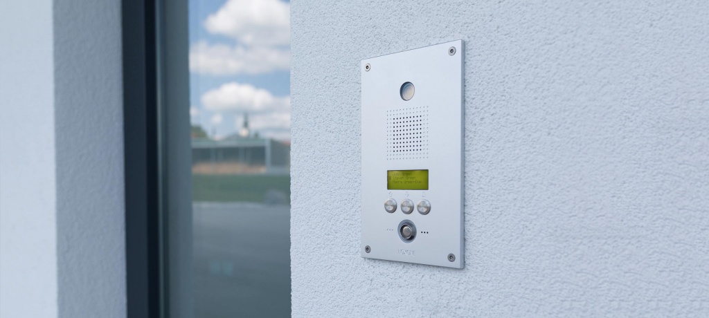 intercom-xl-im-einsatz.jpg intercom-xl-im-einsatz.jpg